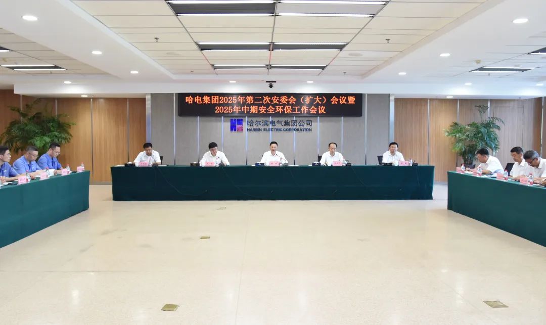 30E6C393FCFEB030ABD0F251441_FB93C43C_119E7.jpg?e= 图片
